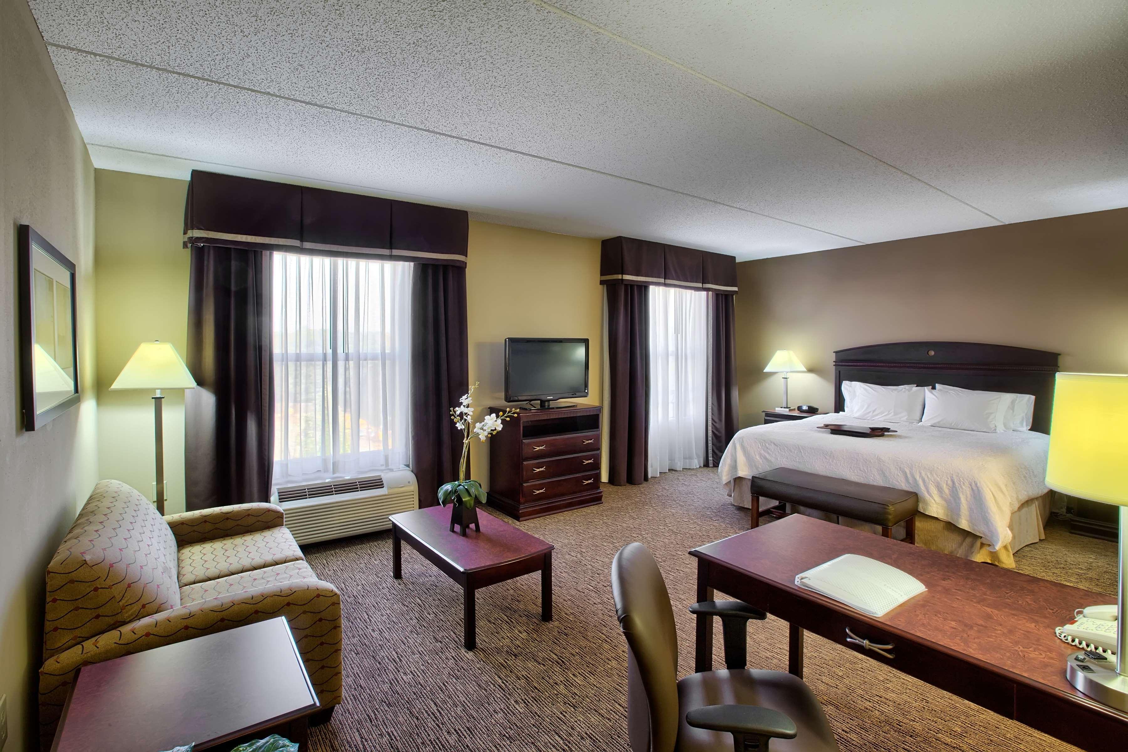 Hampton Inn & Suites ברלינגטון מראה חיצוני תמונה