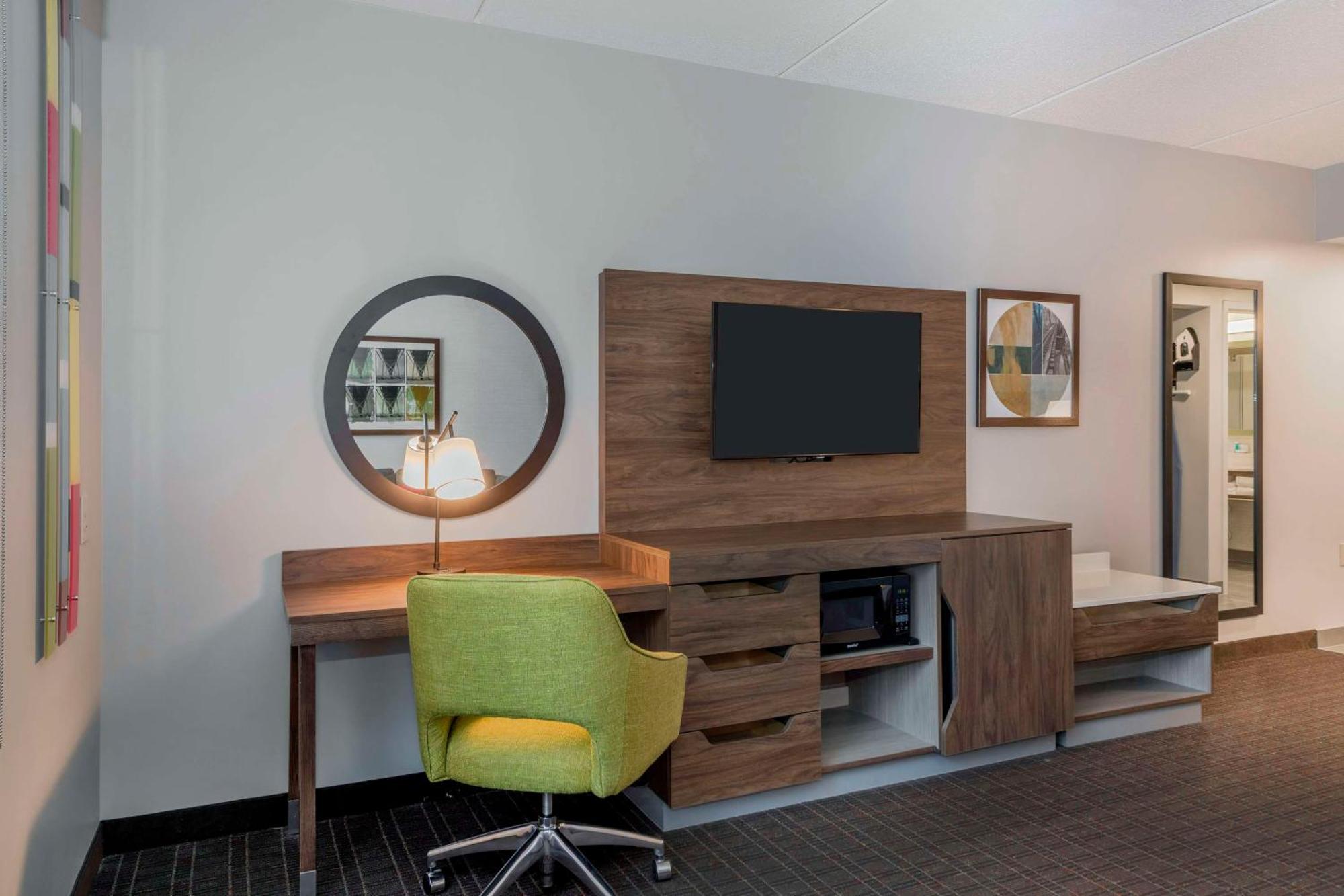 Hampton Inn & Suites ברלינגטון מראה חיצוני תמונה