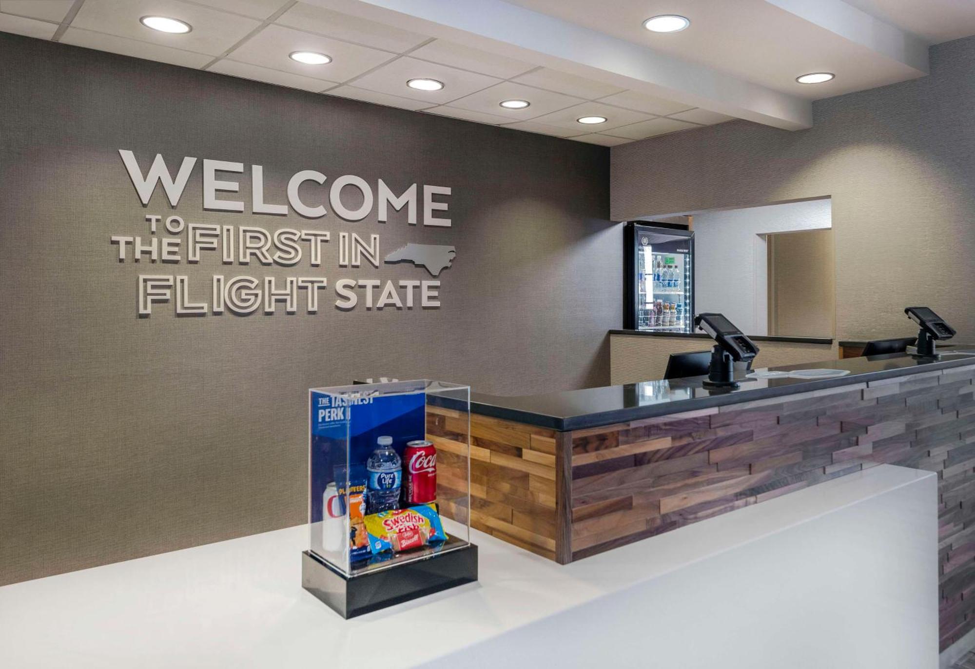 Hampton Inn & Suites ברלינגטון מראה חיצוני תמונה