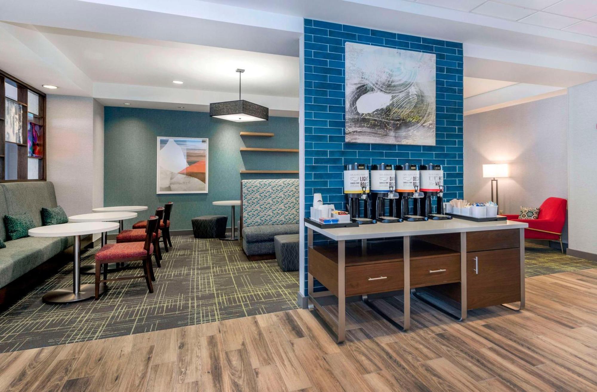 Hampton Inn & Suites ברלינגטון מראה חיצוני תמונה