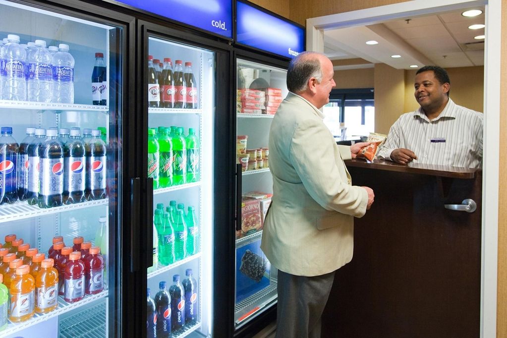 Hampton Inn & Suites ברלינגטון מתקנים תמונה