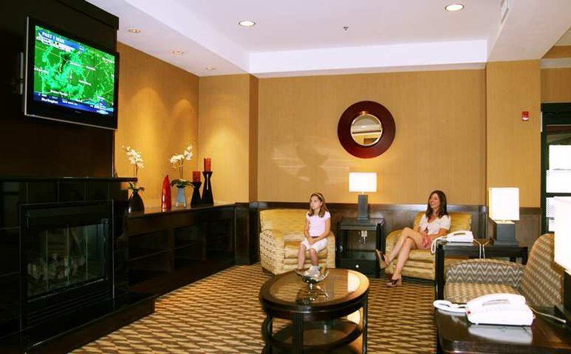 Hampton Inn & Suites ברלינגטון מראה פנימי תמונה